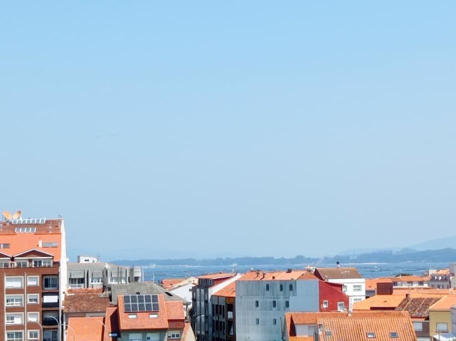 Atico Centrico Con Terraza Y Vistas Al Mar Appartement O Grove Buitenkant foto