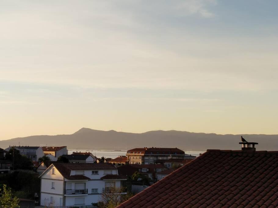 Atico Centrico Con Terraza Y Vistas Al Mar Appartement O Grove Buitenkant foto